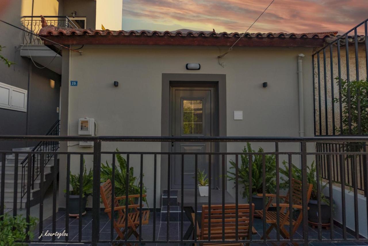 Music Reflections Apartment Near Nafplio เนอากิออส ภายนอก รูปภาพ