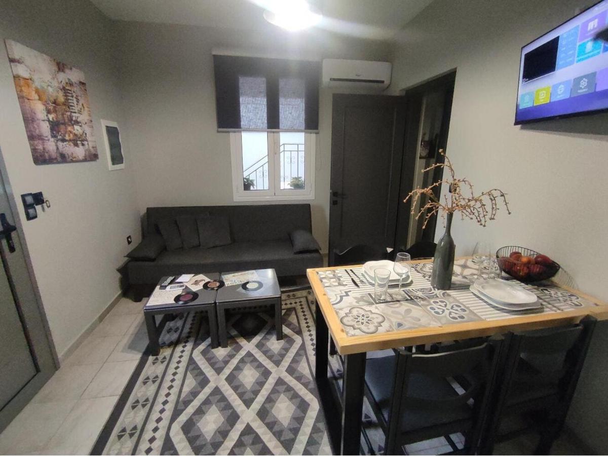 Music Reflections Apartment Near Nafplio เนอากิออส ภายนอก รูปภาพ